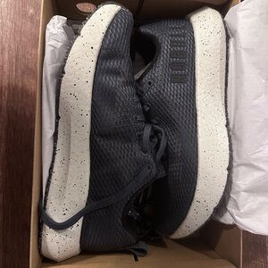 Brand new NOBULL shoes in box